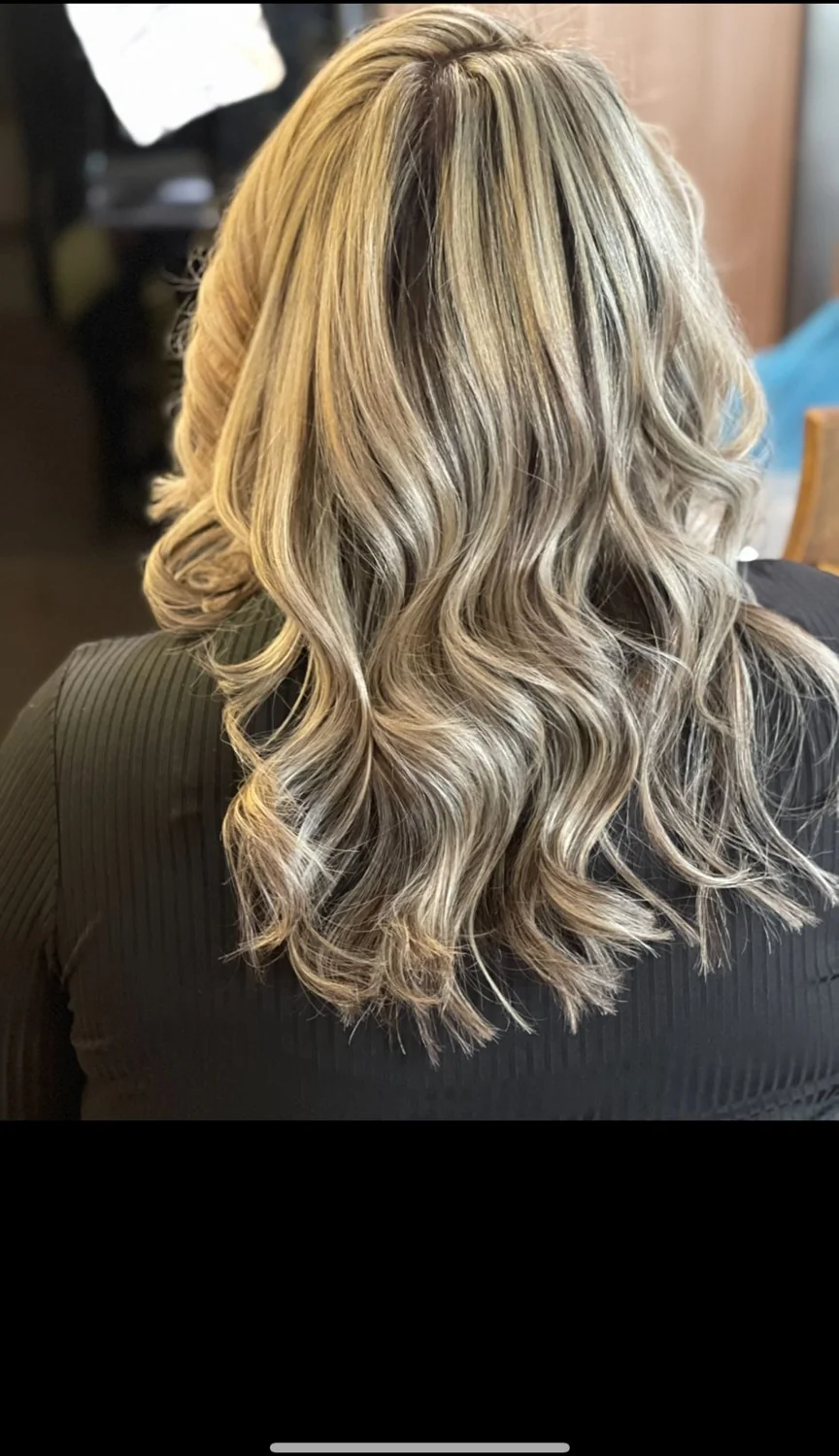 Sebastian Pierre portfolio — glossy blonde waves